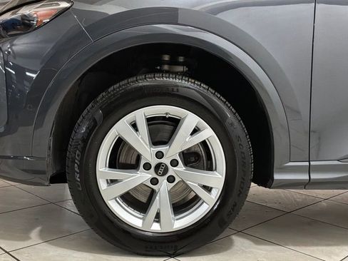 Certified 2025 Audi Q5 Premium w/ Convenience Package image 17