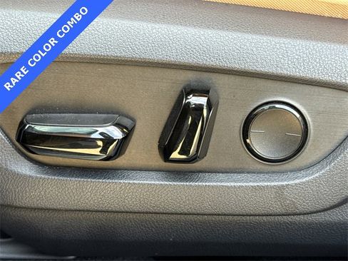 Used 2025 Lexus NX 250 FWD w/ Premium Package image 22