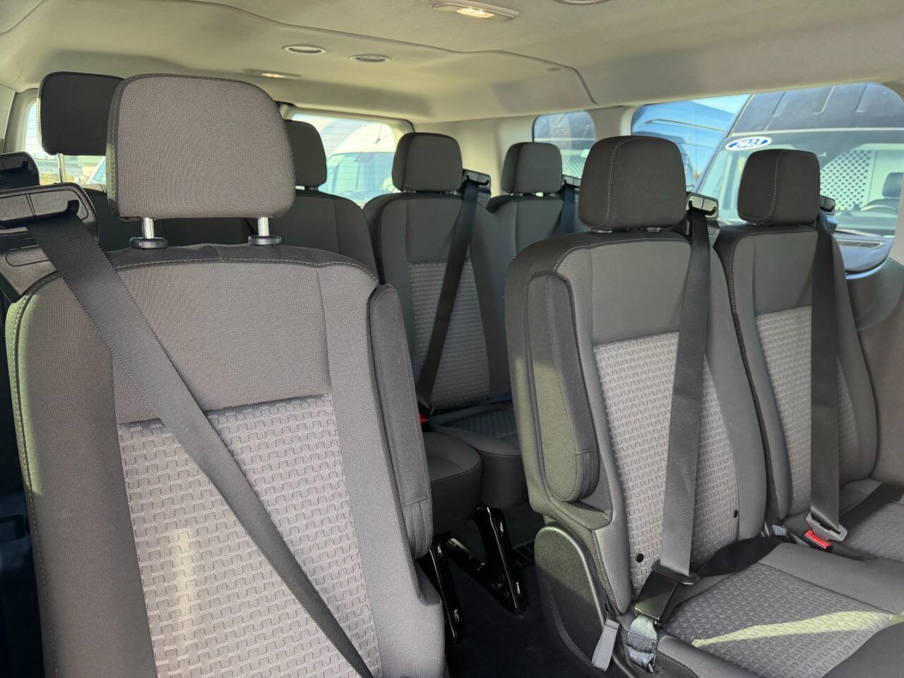 Used 2022 Ford Transit 350 XLT RWD image 33