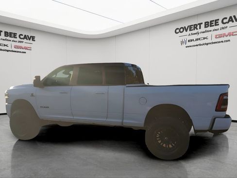 Used 2024 RAM 2500 Laramie w/ Night Edition image 6