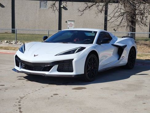 Used 2024 Chevrolet Corvette Z06 image 11