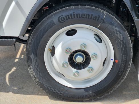 New 2026 Isuzu NPR RWD image 8