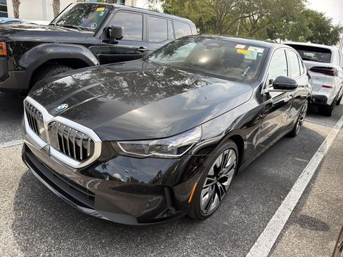 Used 2026 BMW 540i xDrive AWD/4WD image 4
