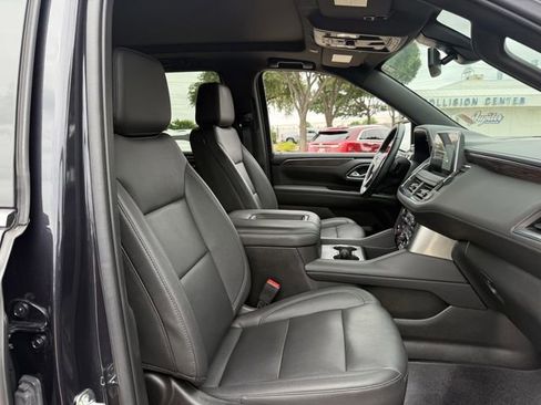 Used 2022 Chevrolet Tahoe LT w/ Luxury Package RWD image 34