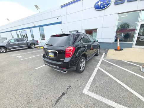 Used 2017 Chevrolet Equinox Premier w/ Enhanced Convenience Package AWD/4WD image 5