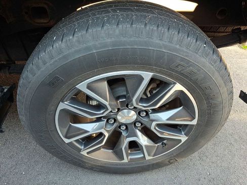 Used 2023 Chevrolet Silverado 1500 LT image 6