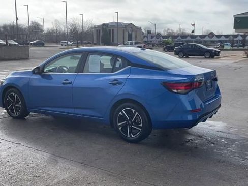 Used 2024 Nissan Sentra SV image 6