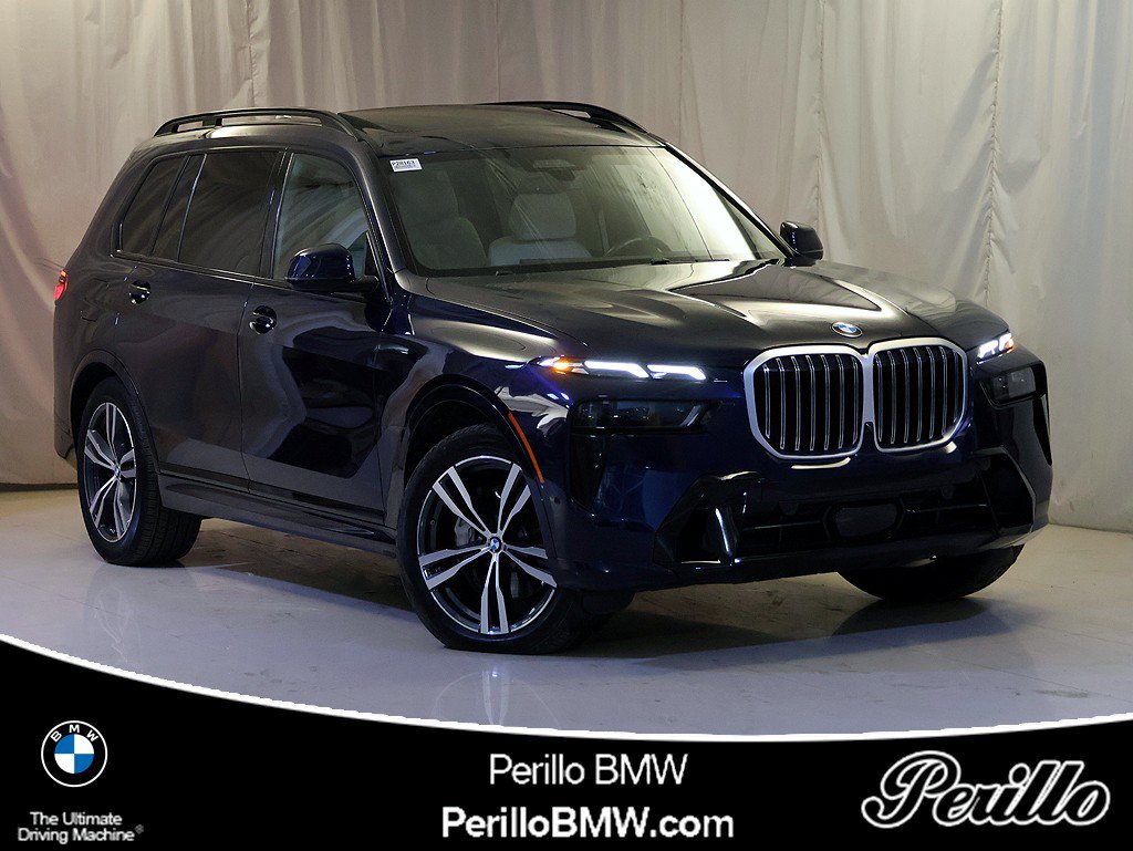 Certified 2025 BMW X7 xDrive40i AWD/4WD image 1