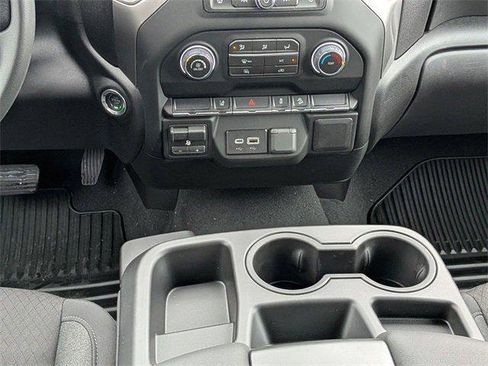 New 2026 Chevrolet Silverado 2500 Custom w/ Z71 Off-Road Package image 20