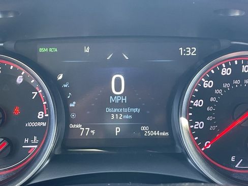 Used 2023 Toyota Camry XSE image 8