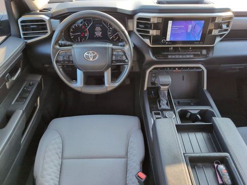 Used 2022 Toyota Tundra SR5 AWD/4WD image 34