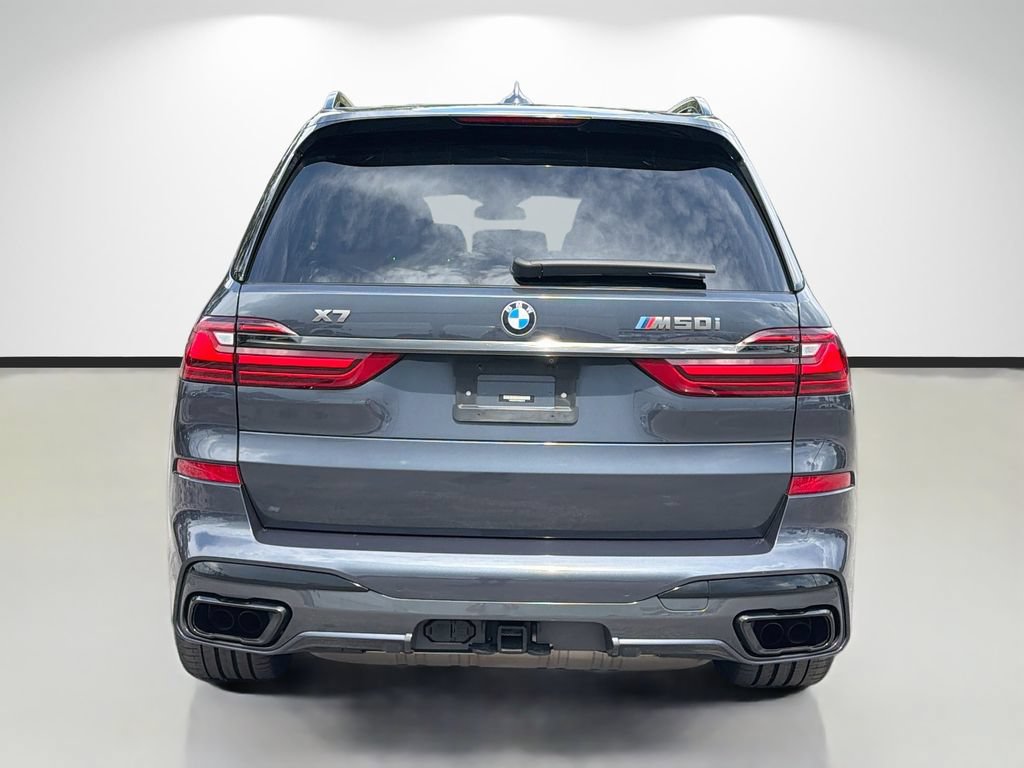 Used 2022 BMW X7 M50i w/ Dynamic Handling Package AWD/4WD image 4