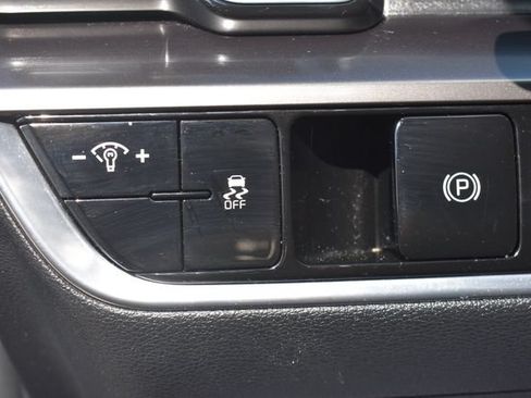Used 2023 Kia Sportage EX FWD image 21