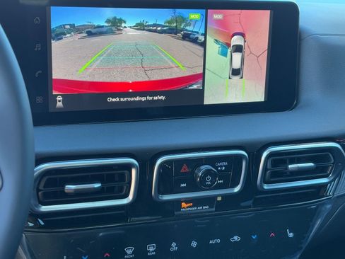 New 2026 Nissan Sentra SR w/ SR Premium Package image 24