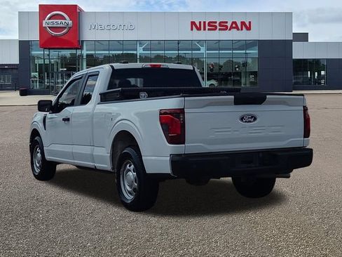 Used 2024 Ford F150 XL RWD image 5