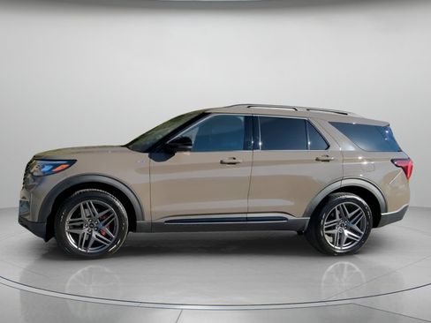 New 2026 Ford Explorer ST-Line w/ ST-Line Street Pack image 14