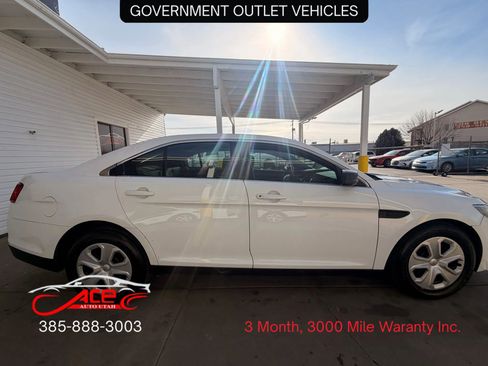 Used 2016 Ford Taurus Police Interceptor AWD image 8