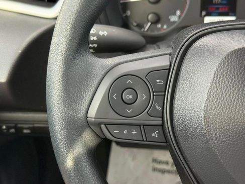 Certified 2025 Toyota Corolla LE image 18