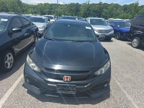 Used 2019 Honda Civic Sport image 2