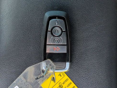 Used 2024 Ford Bronco Wildtrak AWD/4WD image 35