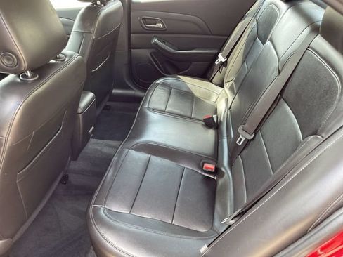 Used 2014 Chevrolet Malibu LT FWD image 13