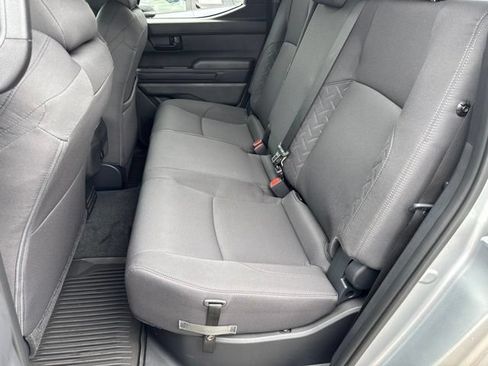 Used 2025 Toyota Tacoma SR5 AWD/4WD image 6