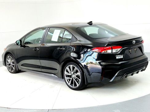 Used 2022 Toyota Corolla SE image 4