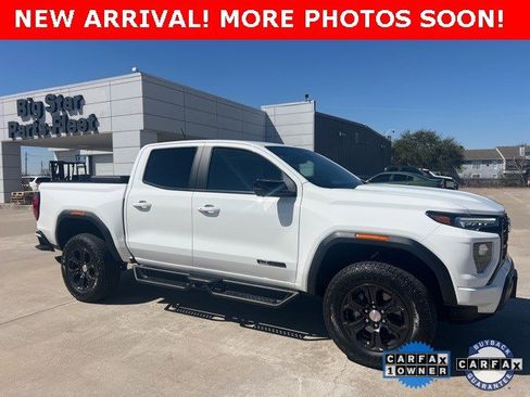 Used 2024 GMC Canyon Elevation w/ Convenience Package image 2