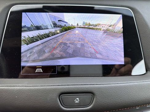 Used 2023 Cadillac XT4 Sport FWD image 33