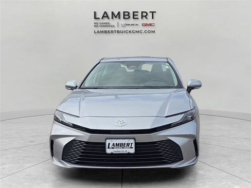 Used 2025 Toyota Camry LE w/ Convenience Package AWD/4WD image 8