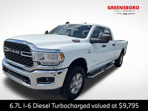 Used 2024 RAM 3500 Big Horn AWD/4WD image 1