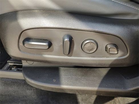 Used 2020 Buick Enclave Premium w/ Surround and Sites Package image 30