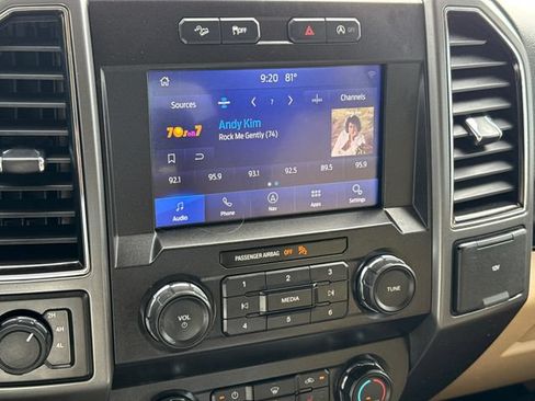 Used 2020 Ford F150 XLT w/ Equipment Group 302A Luxury AWD/4WD image 22