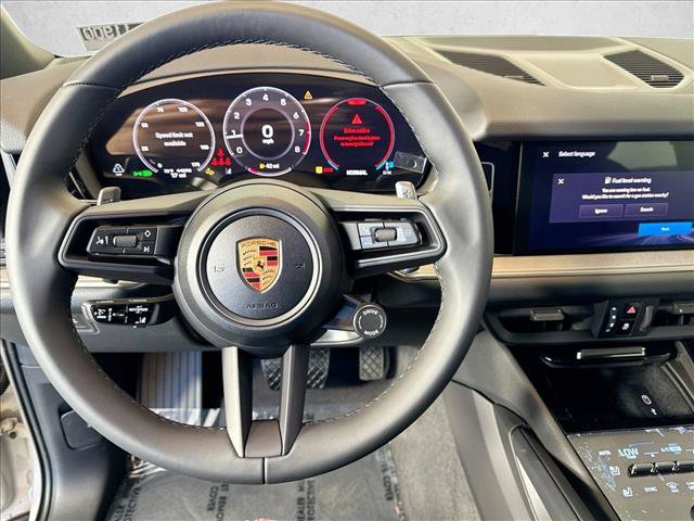 Certified 2026 Porsche Cayenne AWD/4WD image 13