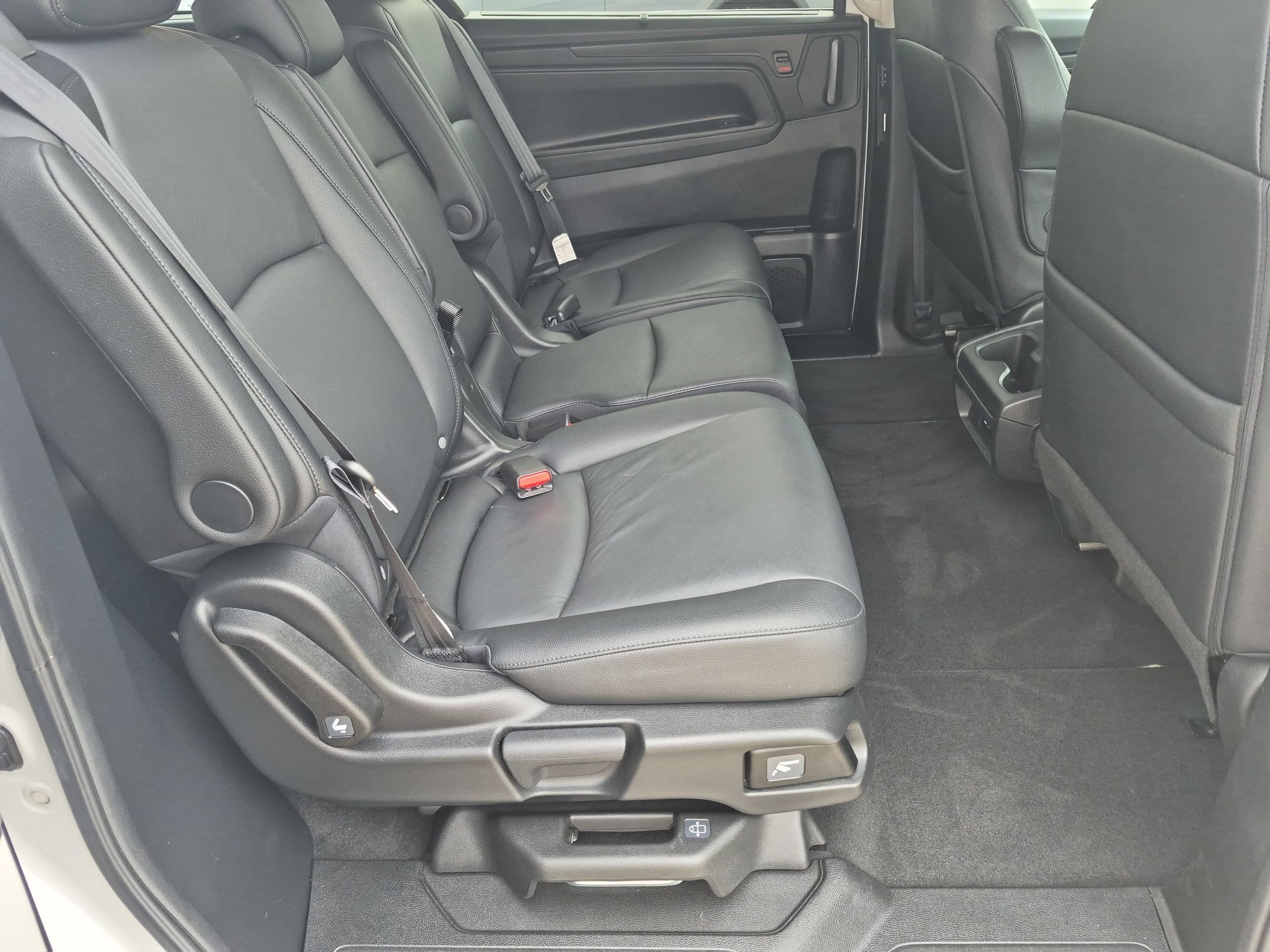 Certified 2025 Honda Odyssey EX-L image 31