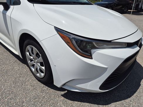 Used 2024 Toyota Corolla LE FWD image 9