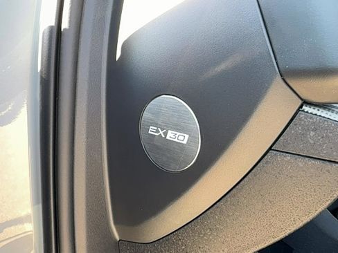 New 2026 Volvo EX30 Cross Country Ultra image 11