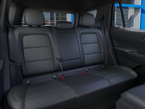New 2026 Chevrolet Equinox LT w/ Convenience Package II image 17