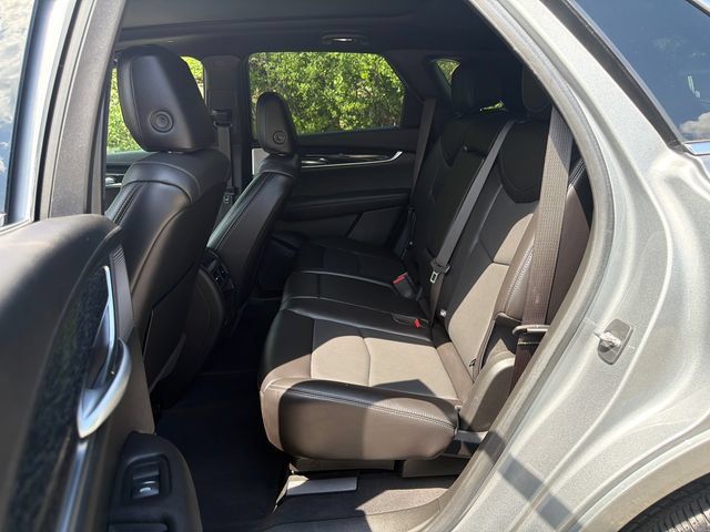 Used 2023 Cadillac XT5 Premium Luxury AWD/4WD image 17