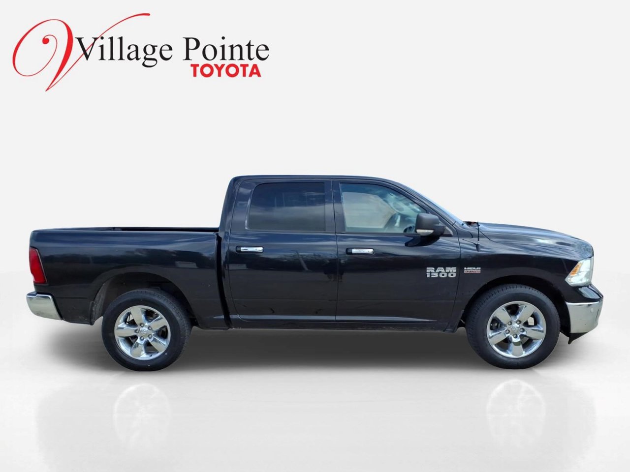 Used 2017 RAM 1500 Big Horn AWD/4WD image 4