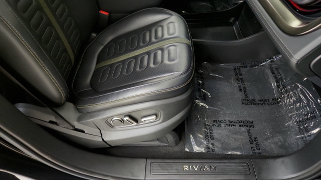 Used 2024 Rivian R1S Adventure Quad AWD/4WD image 32