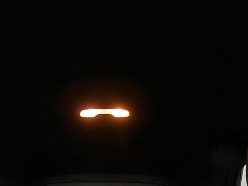 Used 2021 Chevrolet TrailBlazer RS w/ Convenience Package FWD image 17