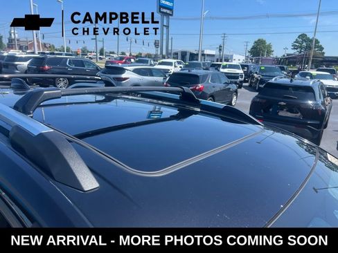 Used 2025 Chevrolet Equinox LT w/ Convenience Package II AWD/4WD image 14