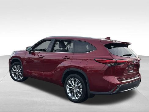 Used 2020 Toyota Highlander Limited image 5