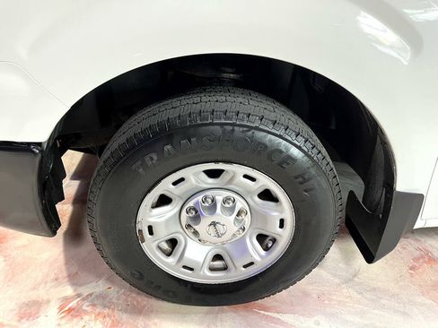 Used 2012 Nissan NV 3500 S RWD image 27