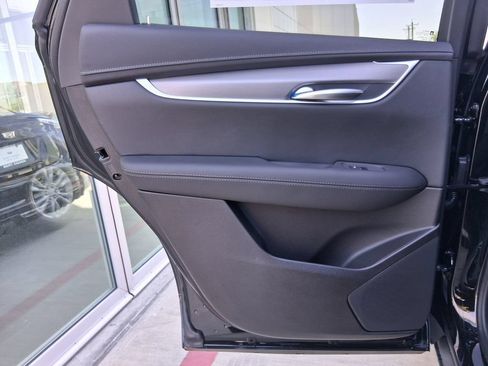 New 2026 Cadillac XT5 Luxury w/ LPO, Floor Liner Package AWD/4WD image 19