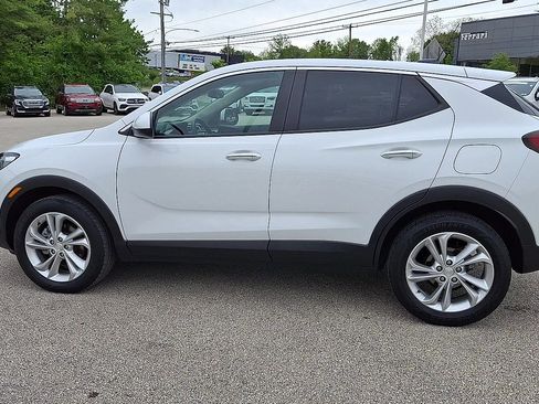 Certified 2023 Buick Encore GX Preferred w/ Cold Weather Comfort Package AWD/4WD image 6