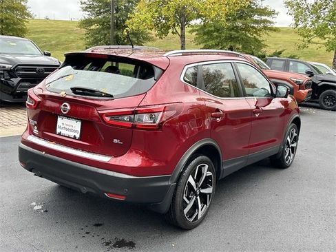 Used 2022 Nissan Rogue Sport SL w/ Premium Package image 4