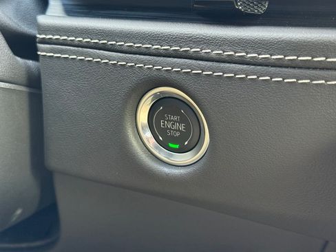 Used 2026 Cadillac Escalade Luxury w/ LPO, Floor Liner Package AWD/4WD image 35