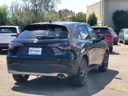 Used 2025 Honda HR-V Sport image 5